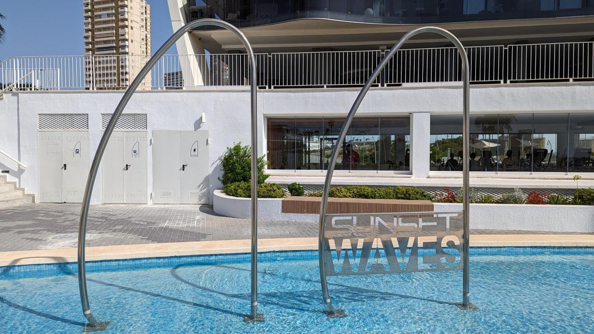 Sunset Waves Luxury Apartment 貝尼多姆 外观 照片